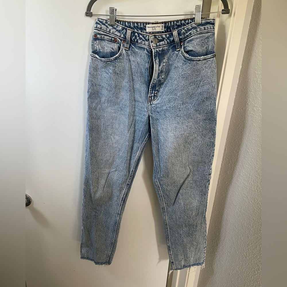 Abercrombie & Fitch Blue High Rise mom Jeans